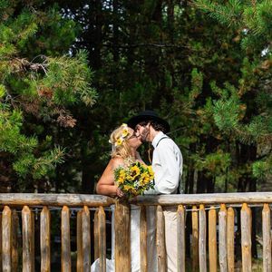 Meet your Posher, Dustin